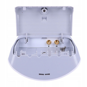 Antena Sectorial de 15dBi con Angulo de Apertura de 120° con un rango de 5.17 - 5.825GHz