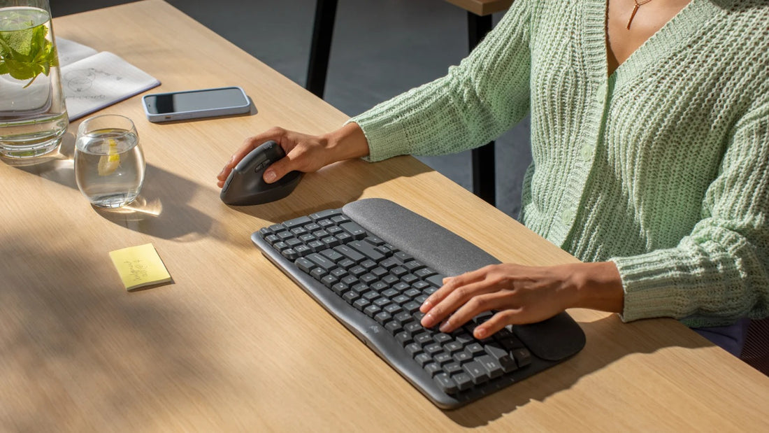 TECLADO LOGITECH ERGO WAVE WIRELESS BOLT/ BT / SP GRAPHITE (920-012278)-P