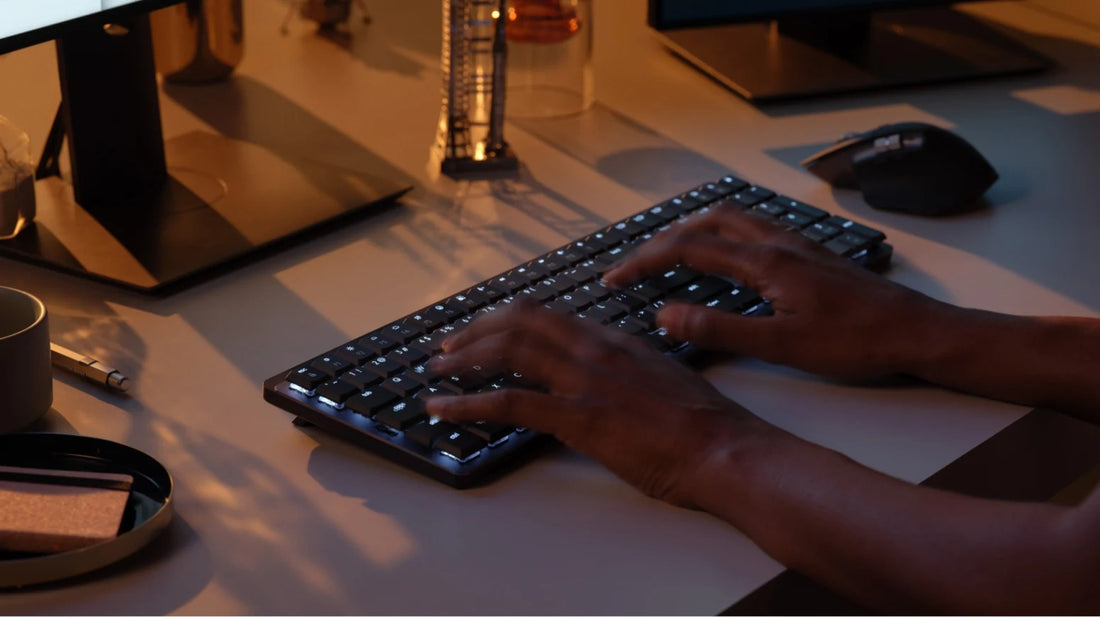 TECLADO LOGITECH MX MECHANICAL WIRELESS/BT ILUMINATED BLACK SP (920-010845)
