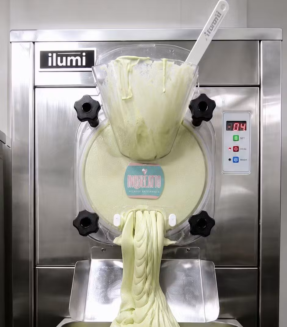 Máquina De Helado Artesanal De Hasta 20 Litros Por Hora Mha-20 Ilumi