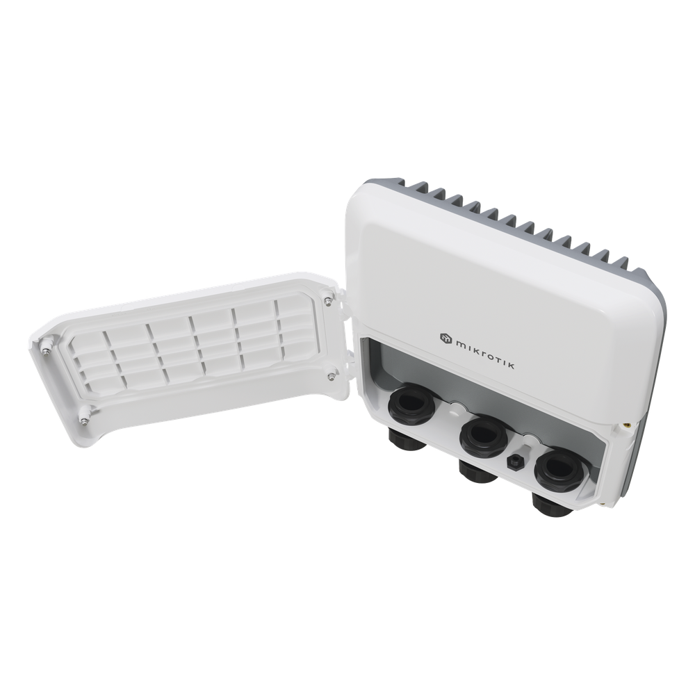 (RB5009UPr+S+OUT) 8 puertos PoE in/out, 1 SFP+, Solo RouterOS v7 para Exterior
